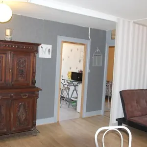 Dans Les Dépendances Du Château Appartement